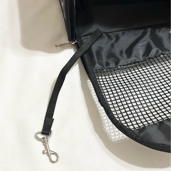 Collapsible Pet Carrier for Small Cats/Dogs - Black/White Floral Print w/Handle - Picture 15 of 16